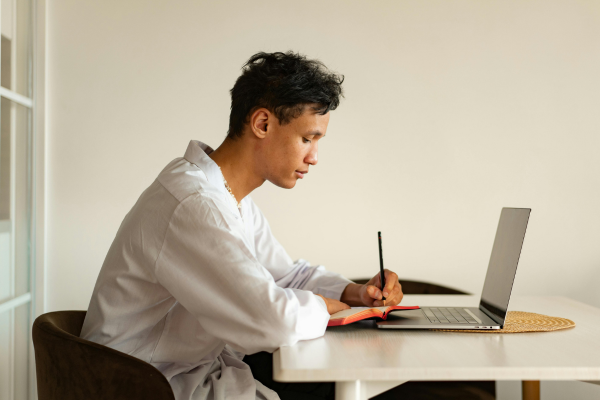 Qual o melhor tamanho de tela para trabalhar com conforto?