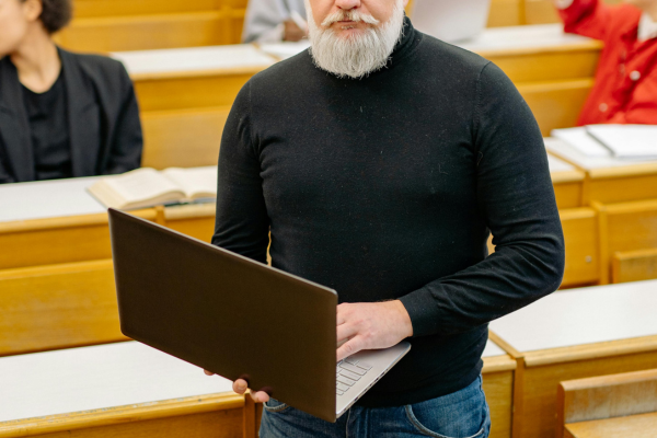 Notebook Positivo Vision C14 É bom? Vale a pena em 2026?