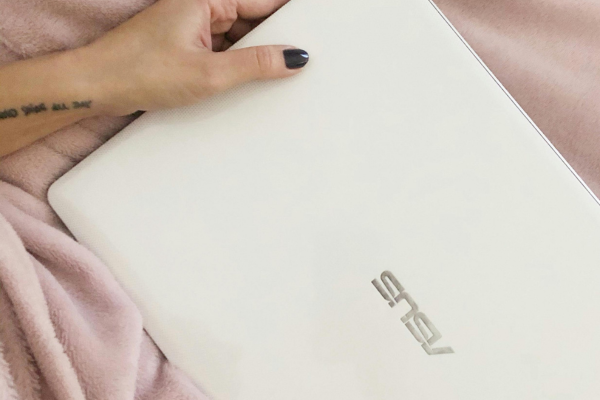 Notebook ASUS Vivobook Go 15 E1504FA-NJ732 Ryzen 5 7520U: desempenho moderno e acessível em 2026