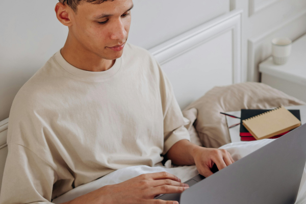 Samsung Galaxy Book Go Snapdragon 7c 4GB 128GB 14 é bom?