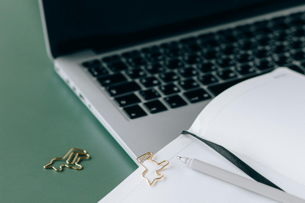 Notebook Dell Inspiron I15-I1300-A30P i5 8GB 512GB SSD é bom?