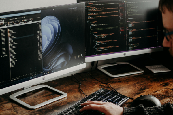 Computadores e PCs em promoção na Amazon em 2026